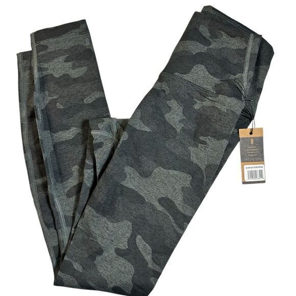 NWT NOBULL Women’s Camo High Rise Athletic Legging CrossFit Workout- Size XS - Picture 1 of 7